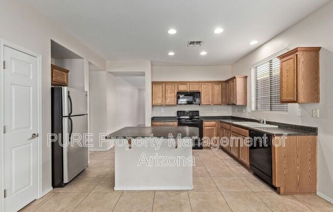 3609 W MEMORIAL DR