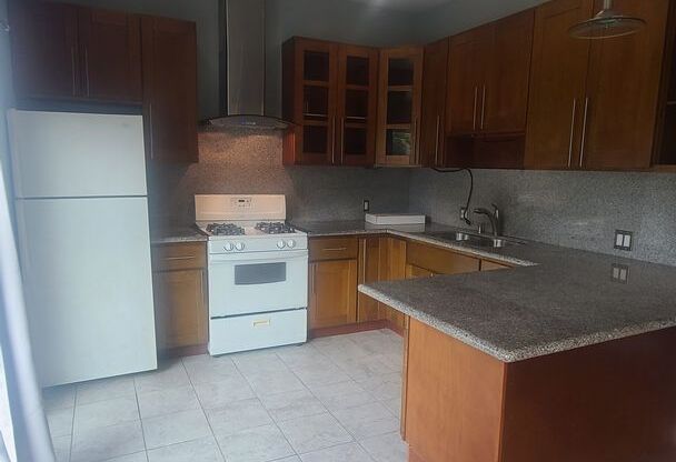 1 bed, 1 bath, $2,850, Unit #2