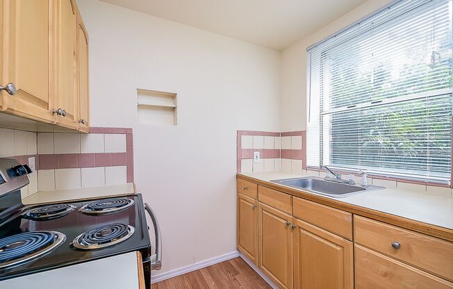 1 bed, 1 bath, 600 sqft, $1,450, Unit B21