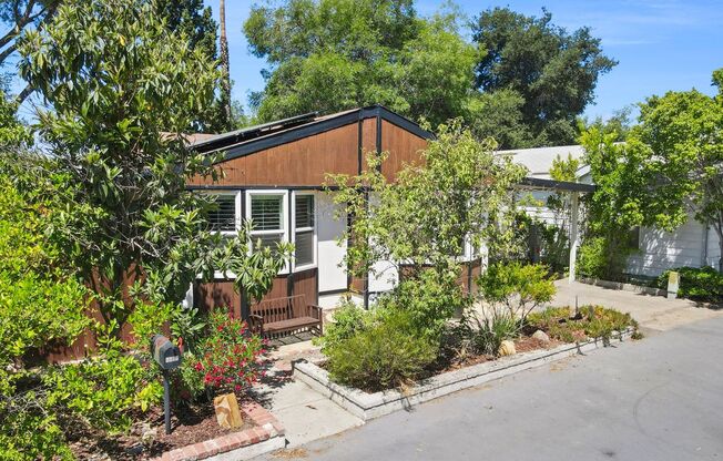 3 Bedroom 2 Bath Home Located at the Top O' Topanga