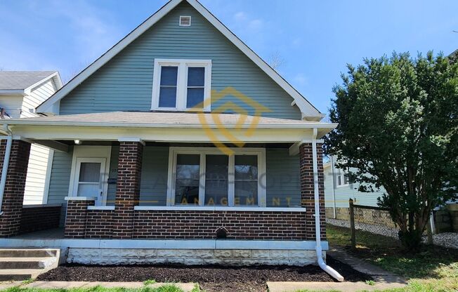 $500 OFF MOVE-IN SPECIAL!!! Brookside Park, Updated, 3 Bedroom/2 Bathroom Stunner with Detached Garage Available NOW!