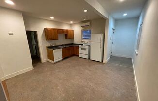 3 beds, 2 baths, 1,700 sqft, $1,250, Unit A