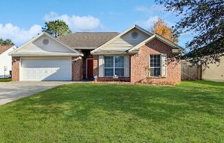 3 bed 2 bath Brick home located in Berwick area in Savannah, GA!!