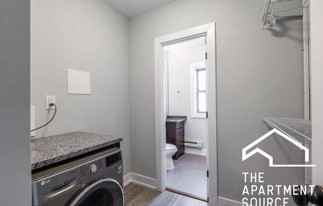 707 W Brompton Ave 33