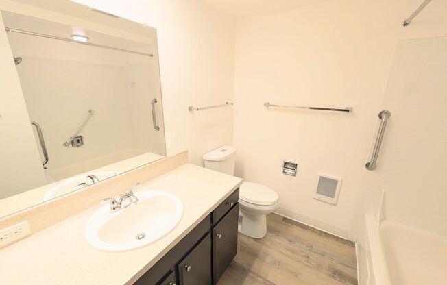 2 beds, 2 baths, 942 sqft, $1,800, Unit 1205