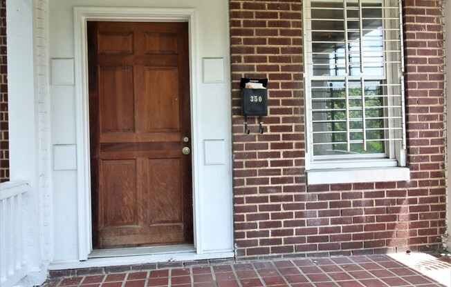 2025/2026 JHU Off-campus 5bd/3ba Rowhome w/ OSP & W/D!. Available 6/9/25!