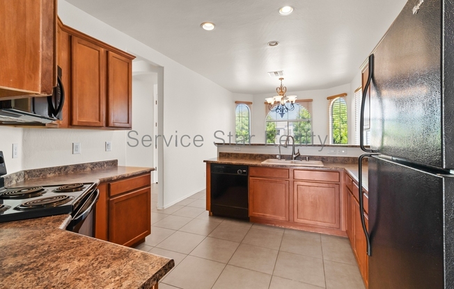 7315 S 73 DR