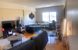 1110 COMMONWEALTH AVE