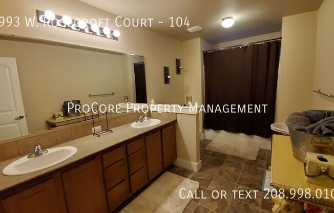 3 beds, 2.5 baths, 1,458 sqft, $1,525, Unit 9993 W. Rosecroft Court Unit 104