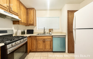 5709 WILLOWCREST AVE