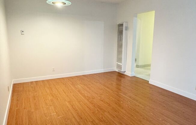 Charming 3-Bedroom Front Home in Lakewood