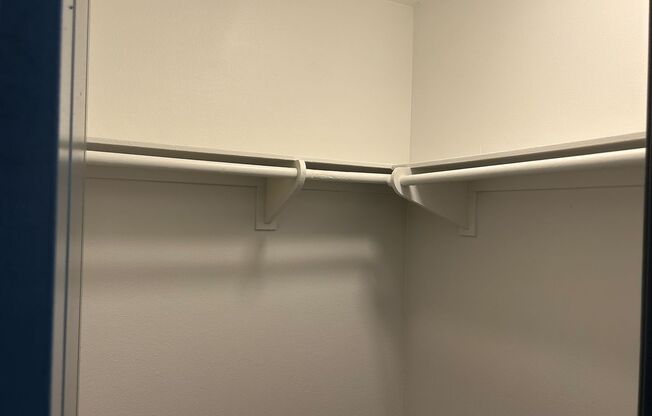 1 bed, 1 bath, 750 sqft, $2,430, Unit D099