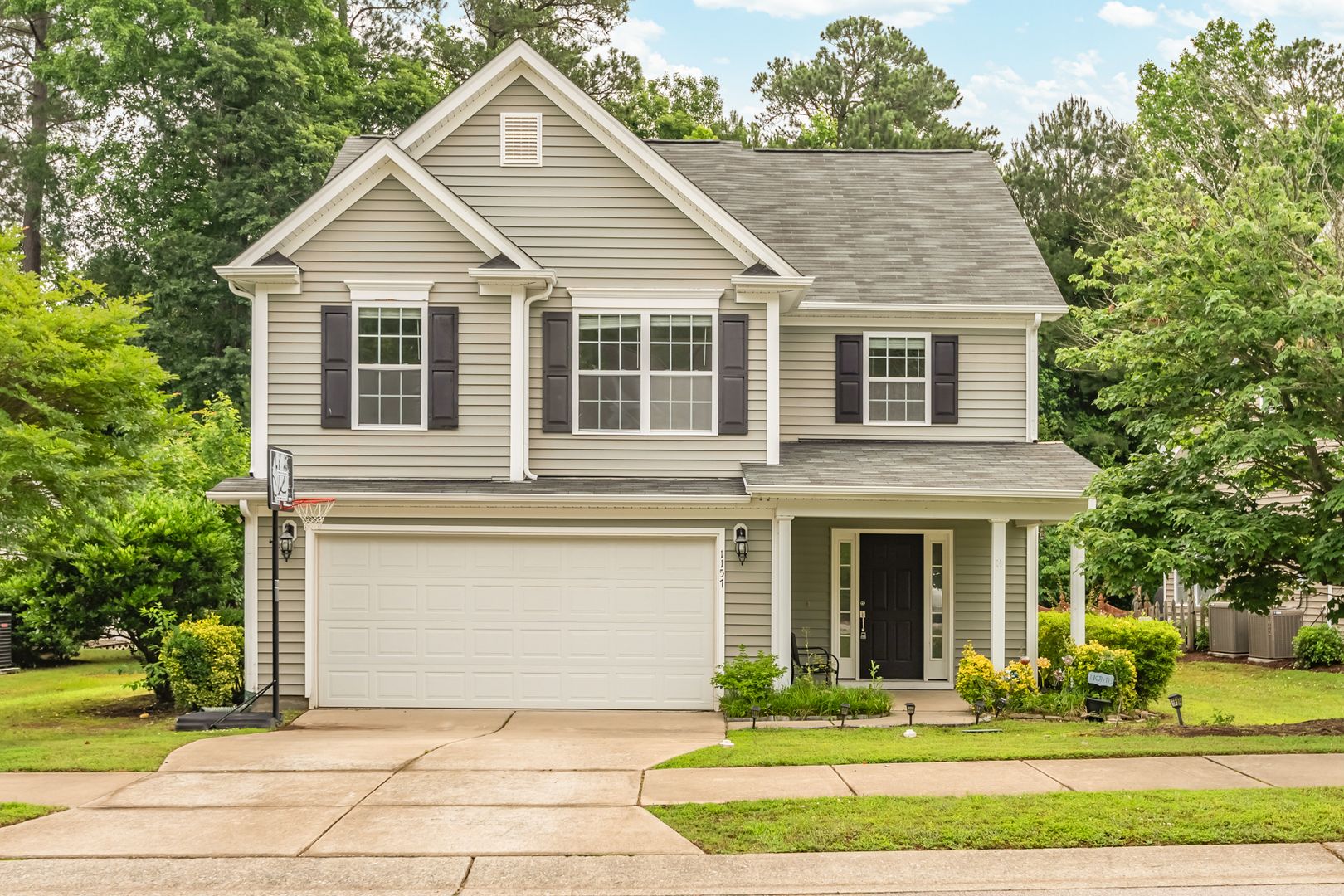 Charming 4-Bedroom Home in Braxton Village – Prime Holly Springs Location!