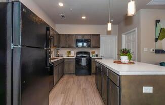 1 bed, 1 bath, 659 sqft, $999