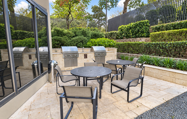 2 beds, 2 baths, $3,395, Unit # 1703