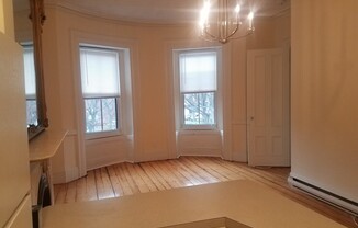 554 Massachusetts Avenue Realty, LLC