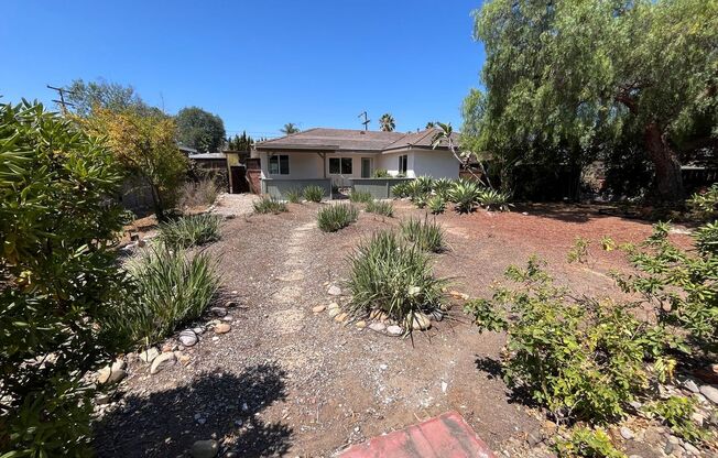 Large 6 bed 3 bath House on East Falls! Completely Renovated (2025)