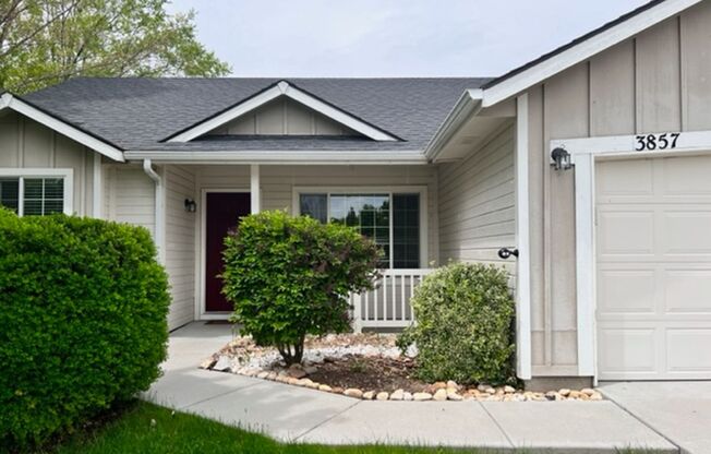 Beautiful single level home in Meridian!!