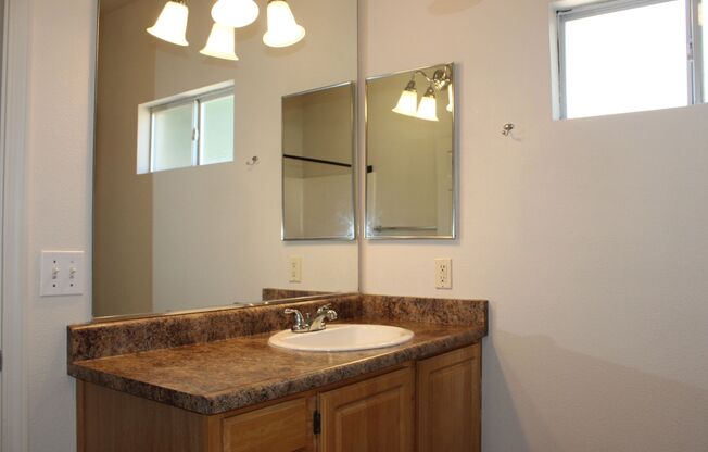2 beds, 2 baths, $1,845, Unit # 2423