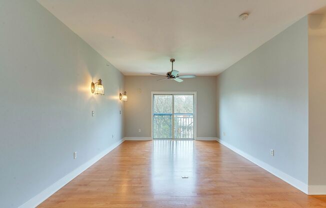 1 bed, 1 bath, $1,400, Unit # 407