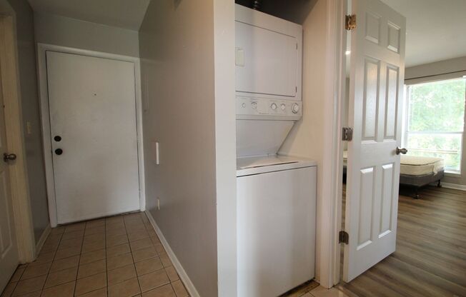 2 beds, 2 baths, $750