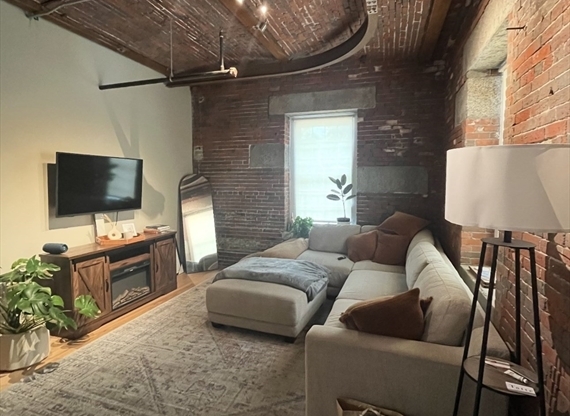 58 13 ST