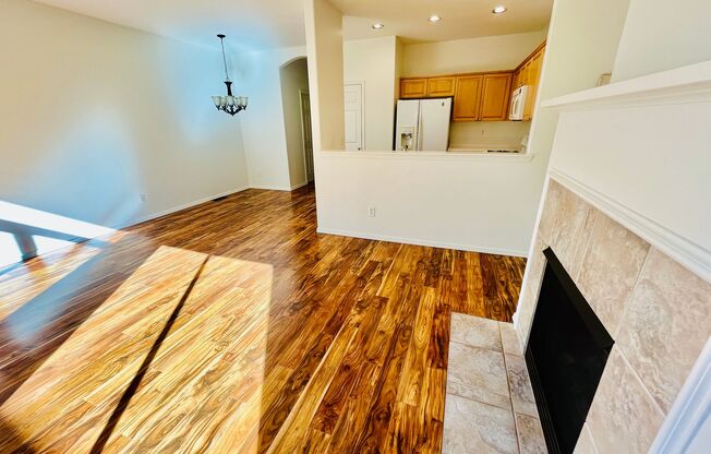Amazing 3-Bedroom 2.5-Bathroom Townhouse in Beaverton, Attached Garage, Private Patio