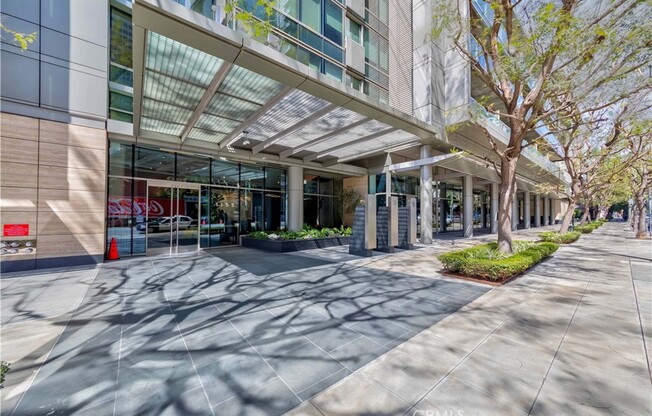 1 bed, 1 bath, 920 sqft, $2,900, Unit 909