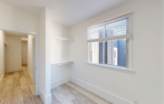 3638 19 ST