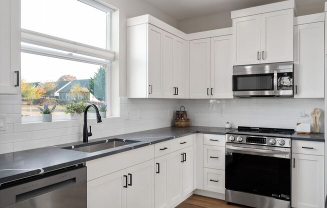 2 beds, 2.5 baths, 1,080 sqft, $2,199, Unit 2784