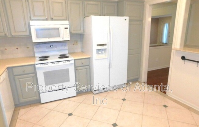 1245 S PONCE DE LEON AVE NE