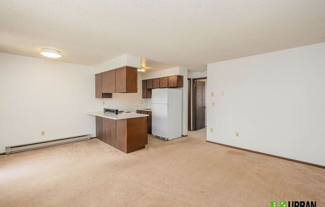 Nora Ave 921 E