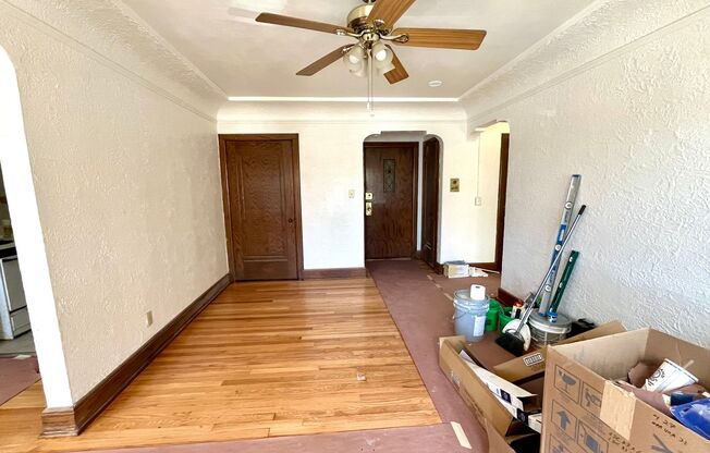 1428 E Capitol Drive