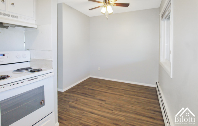 301 Oaklawn Avenue