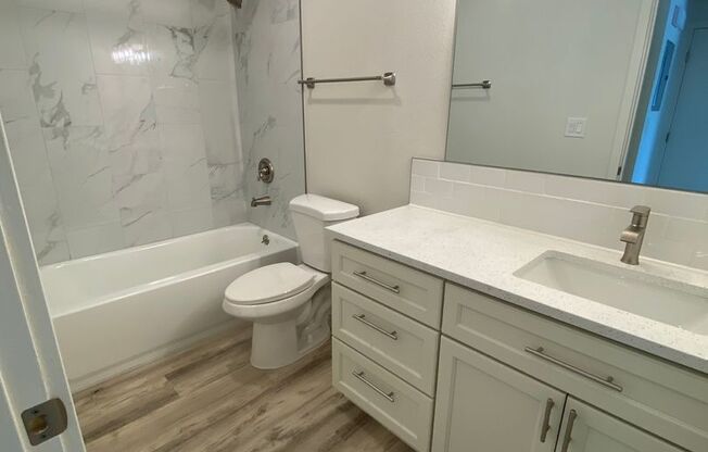 2 beds, 1 bath, 850 sqft, $1,395, Unit 301