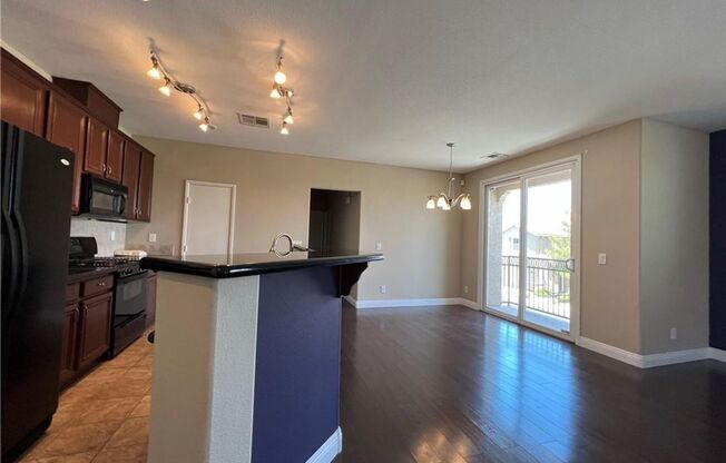 2 beds, 2 baths, $1,895, Unit 169