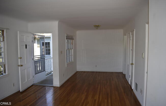 1 bed, 1 bath, $2,150, Unit A