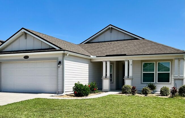 Modern Comfort Meets Community Living!