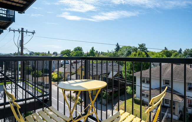 Studio, 1 bath, 423 sqft, $1,349, Unit Unit 214