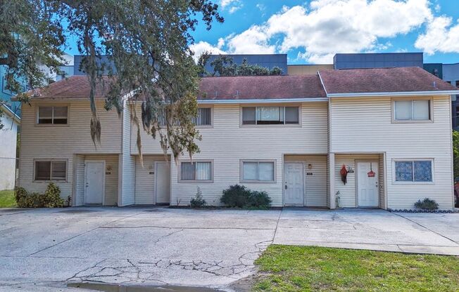 Affordable Living Near UCF!