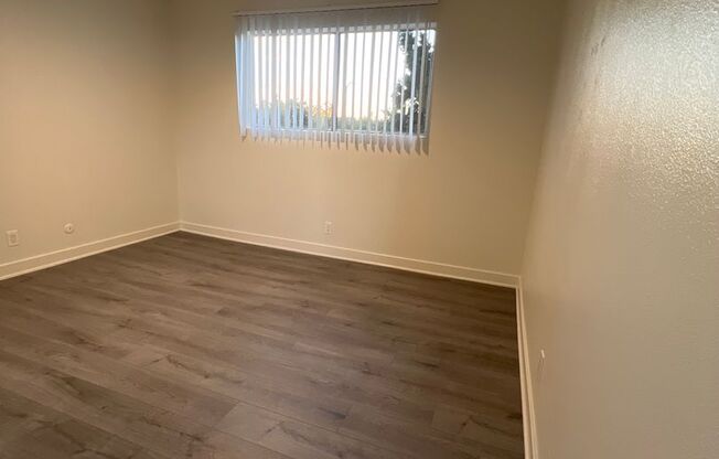 2 beds, 1 bath, 1,100 sqft, $2,475, Unit 241-39