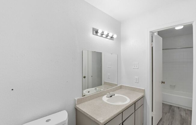 1 bed, 1 bath, 768 sqft, $1,019, Unit 108
