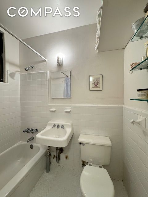 Studio, 1 bath, $3,450, Unit 1C