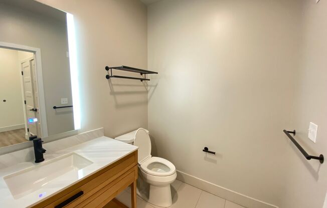 Studio, 1 bath, 553 sqft, $1,831, Unit 128