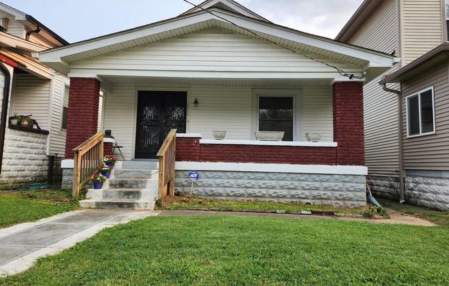 2312 W Oak St.