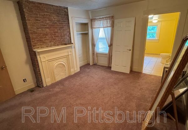 122 EARL ST