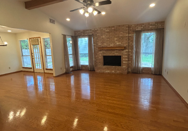 13722 OAK PEBBLE