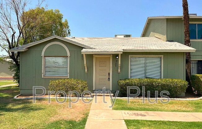 4701 N 26 LN
