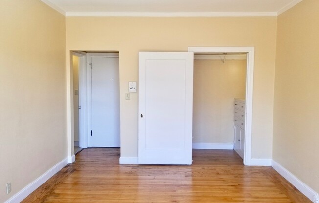 1176 University