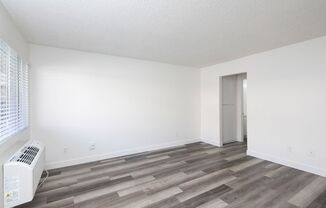 1 bed, 1 bath, 550 sqft, $1,825, Unit 05